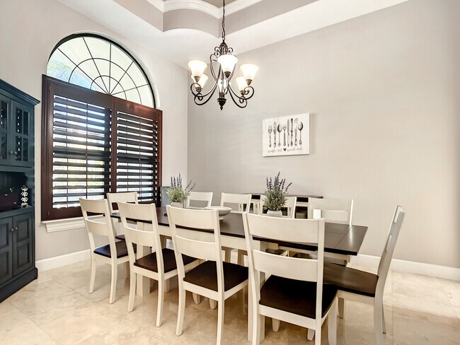 Foto del edificio - 912 Symphony Beach Ln