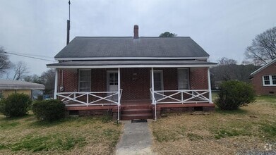 Building Photo - 226 Jackson Ave