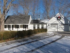 Building Photo - 9 Ingham Hill Rd