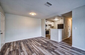 Interior Photo - Everest Gardens