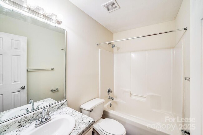Foto del edificio - 3425 Anson St