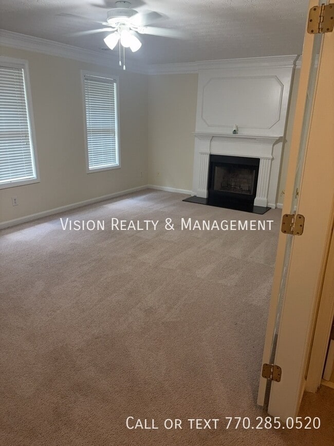Building Photo - 2443 Tolliver Dr