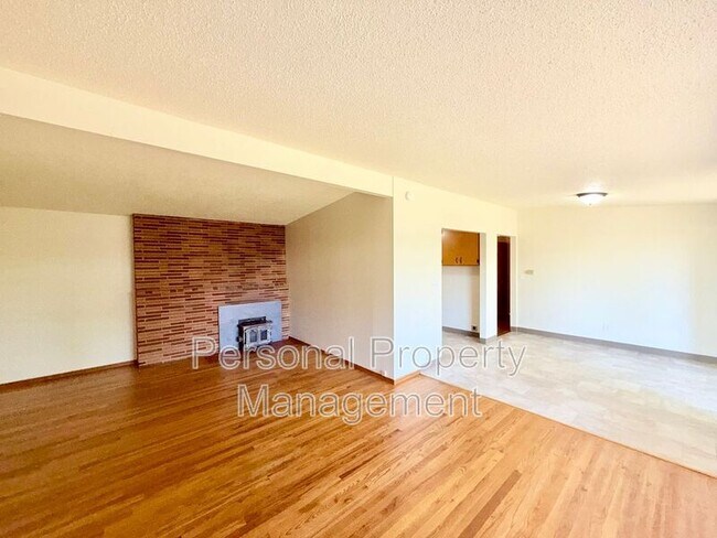Foto del edificio - 108 N Morrison Rd