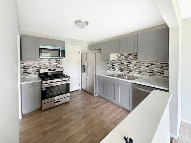 Foto del edificio - 1540 Heather Ct