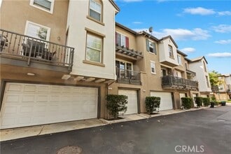 Building Photo - 54 Cupertino Cir