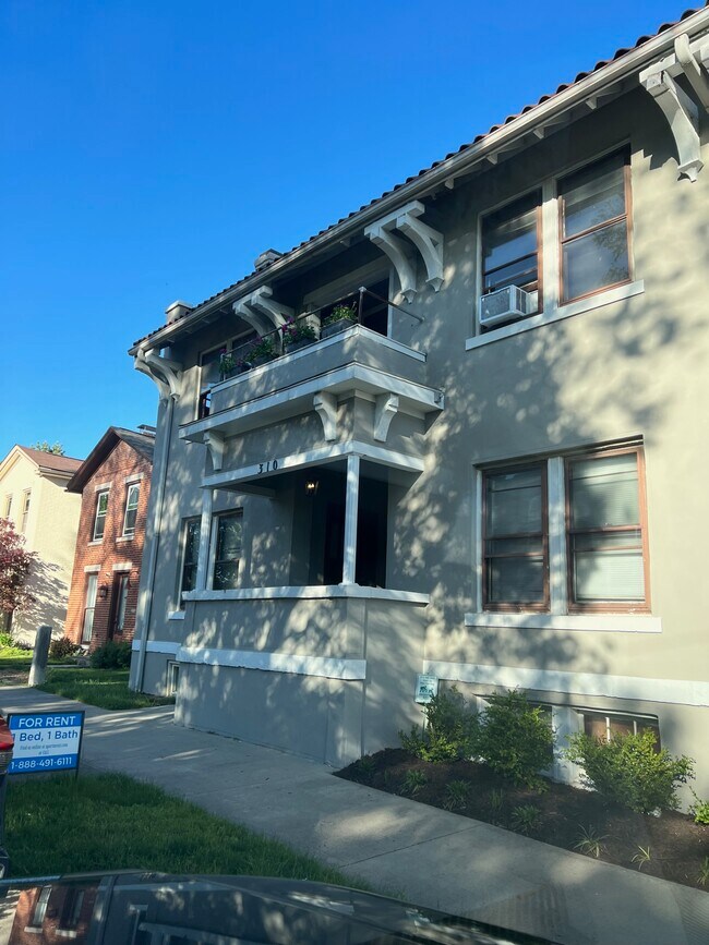 Foto del edificio - 310 S Patterson Blvd