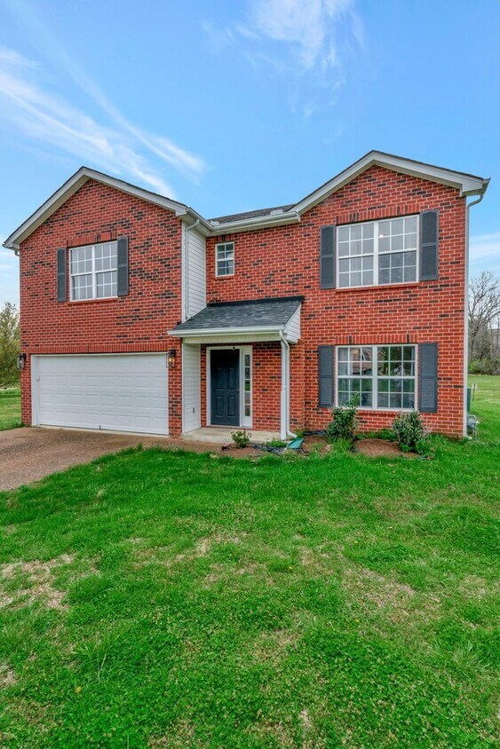 Primary Photo - Timber Trail Drive Rental