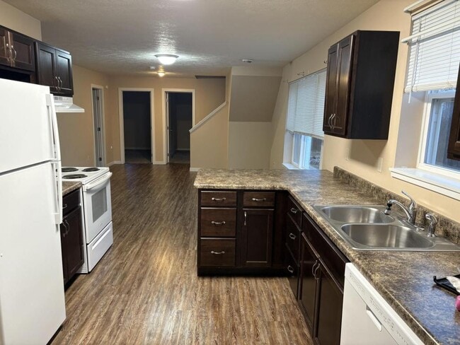 Foto del edificio - 128 NE 3rd St