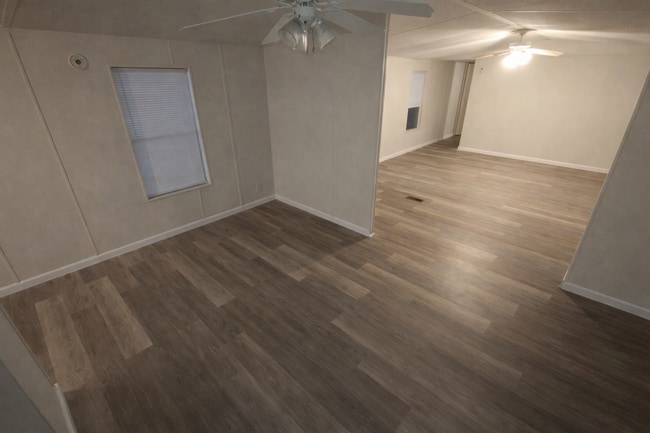 Building Photo - 106 Jesse Dr