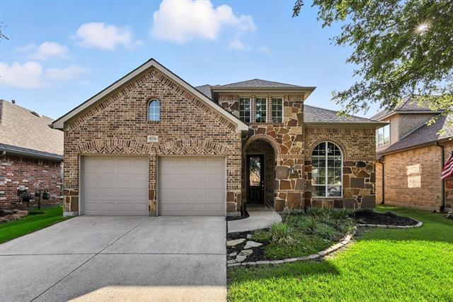 Building Photo - 8740 Dayton Dr