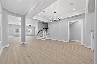 Building Photo - 1128 E 24th St