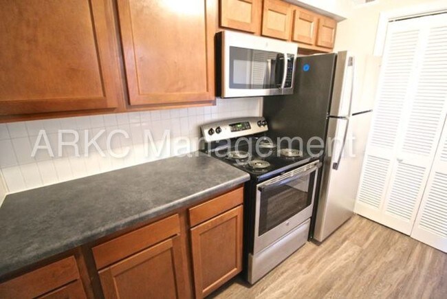 Foto del edificio - 3744 Warwick Blvd