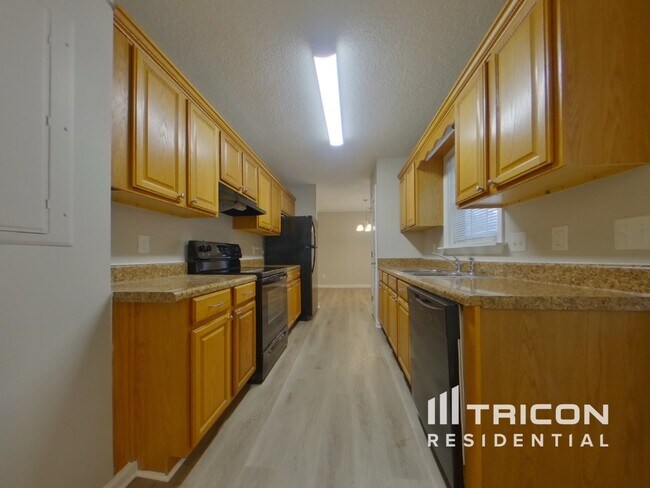 Foto del edificio - 122 Renaissance Way