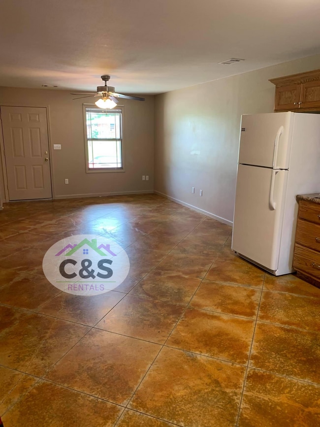 Building Photo - 2161 Smothers Rd