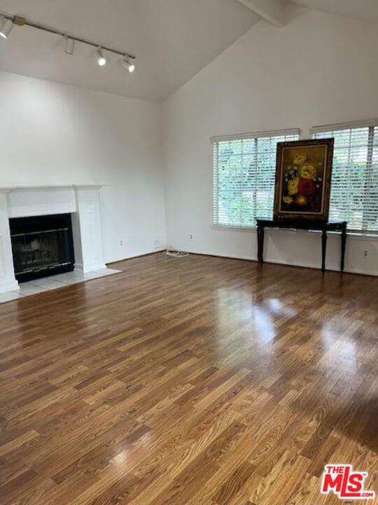 Building Photo - 2561 Mayfield Ave