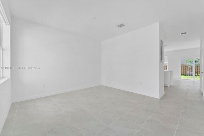Foto del edificio - 12168 SW 268th St