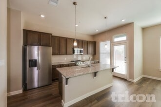 Interior Photo - Tricon Garland