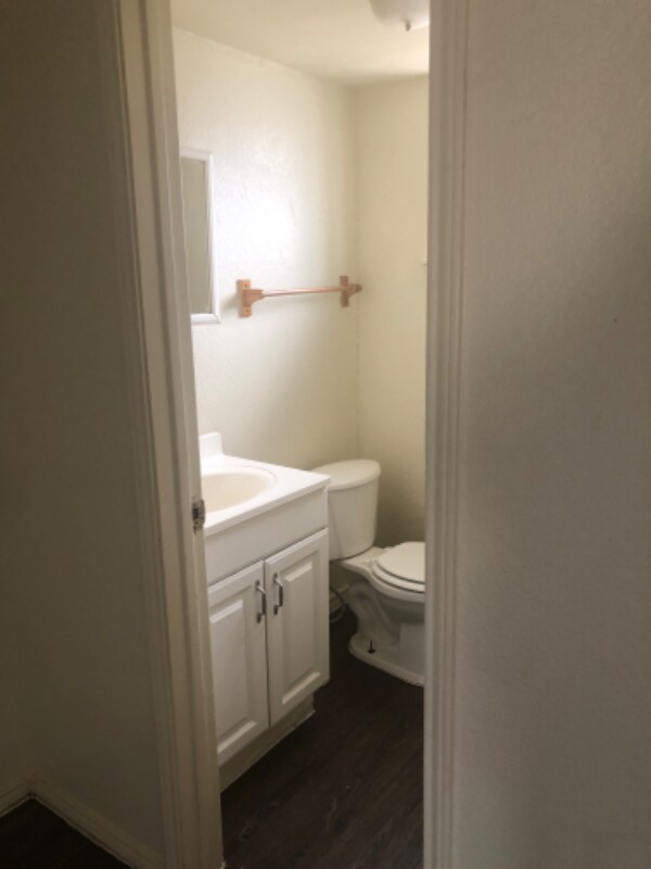 Building Photo - 1410 Arvel Cir