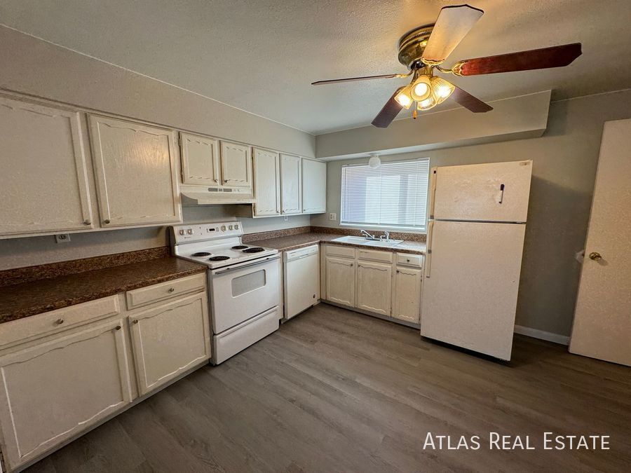 Foto principal - 2116 Friendship Pl