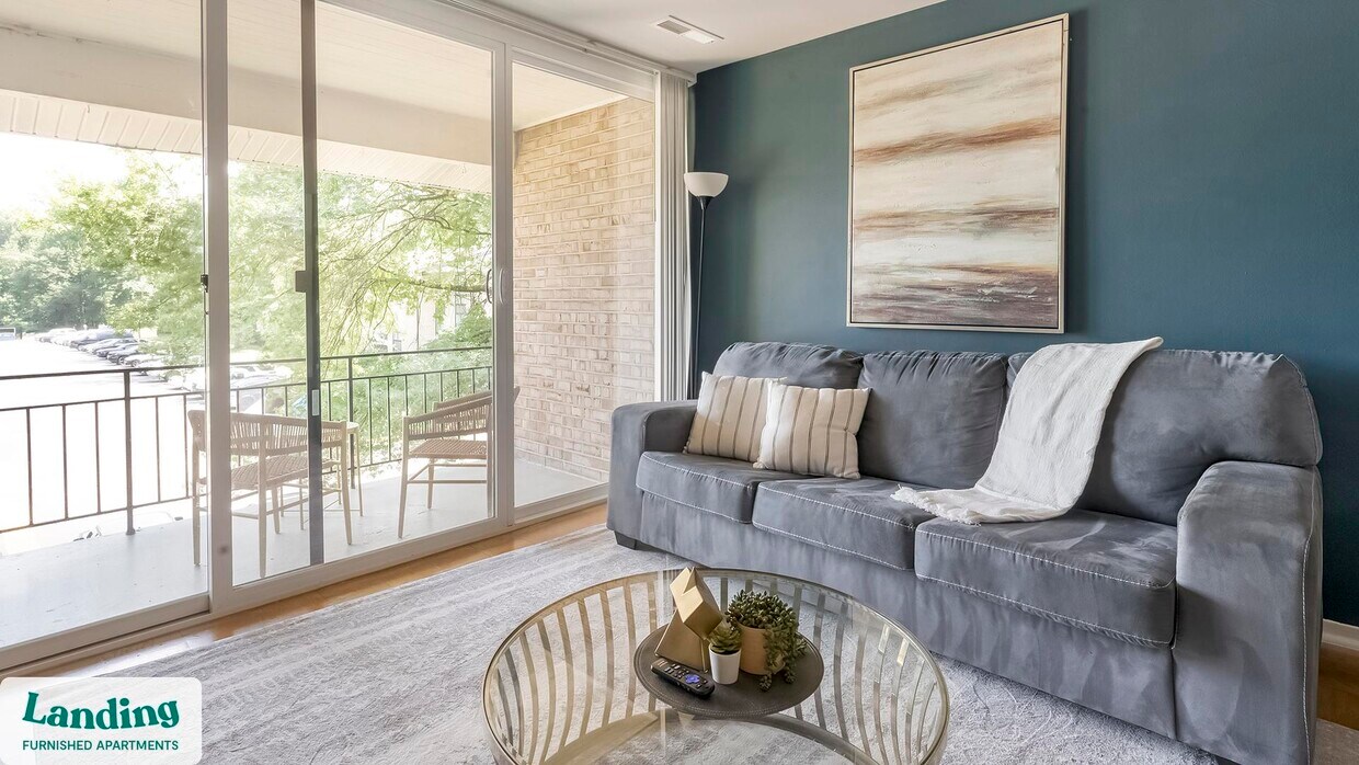 Foto principal - 6220 Springhill Dr
