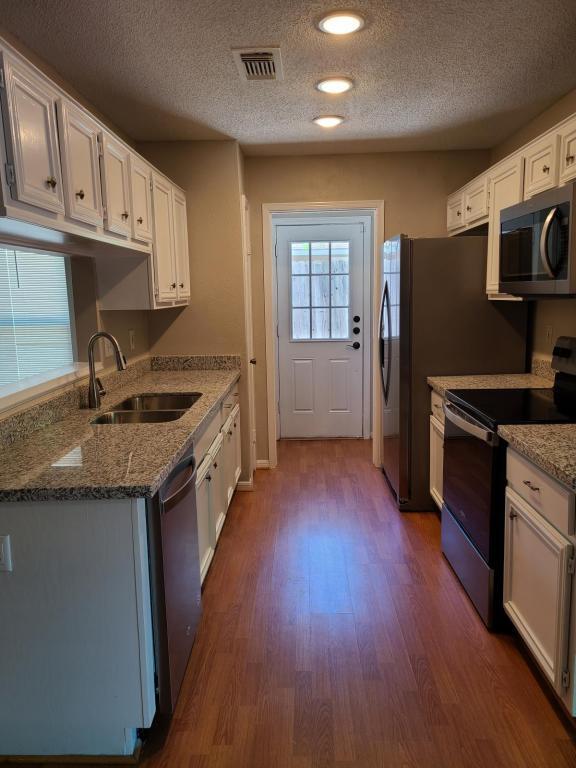 Foto del edificio - 25110 Firewood Ln