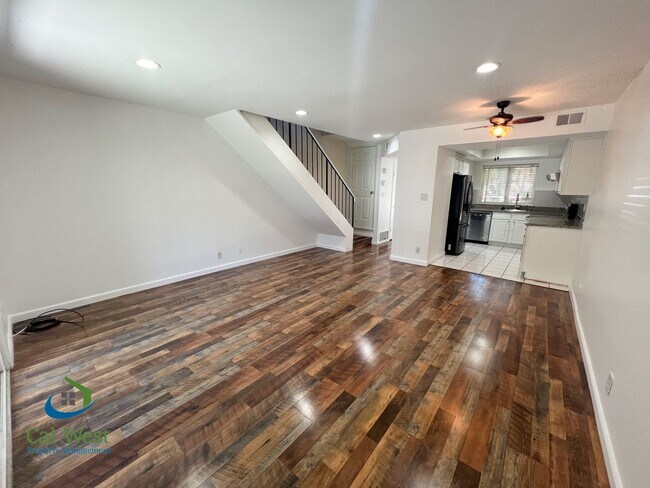 Building Photo - $2995 - Berryessa 2 Br/1.5 Ba Condo in Great Location