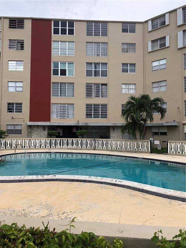 1475 NE 125th Terrace Unit 301A, North Miami, FL 33161 Condo for Rent in North Miami, FL