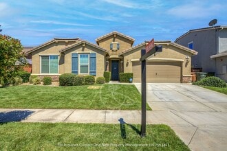 Building Photo - 209 Livorno Pl