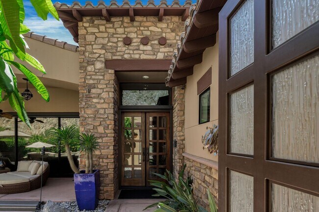 Building Photo - 46590 Bradshaw Trail
