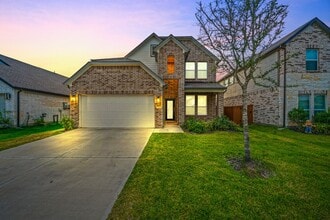 Building Photo - 19723 Vino Vale Dr