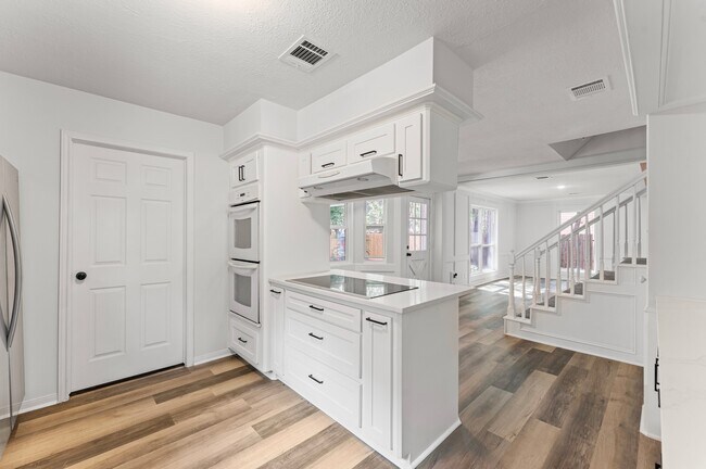 Foto del edificio - 17711 Fireside Dr