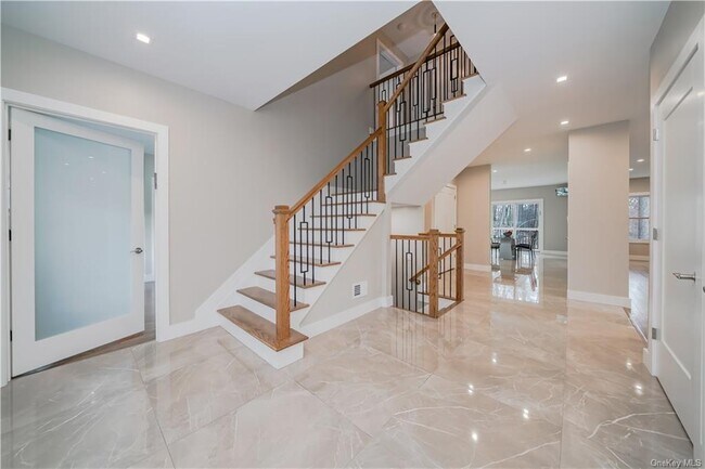 Foto del edificio - 12 Cornell Peak