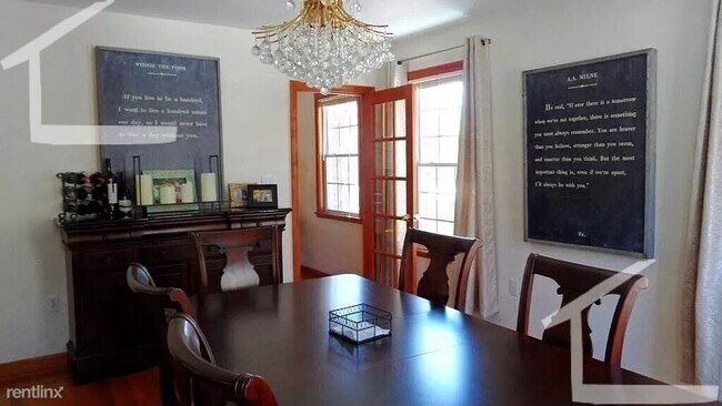 Foto del edificio - 5 br, 3.5 bath House - 56 Rawson Rd 52