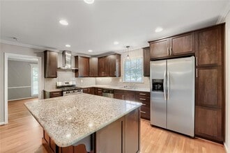 Building Photo - 3770 Harts Mill Ct