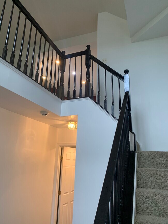 Building Photo - 6345 Saint Timothys Ln