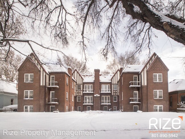 Building Photo - 841 500 E