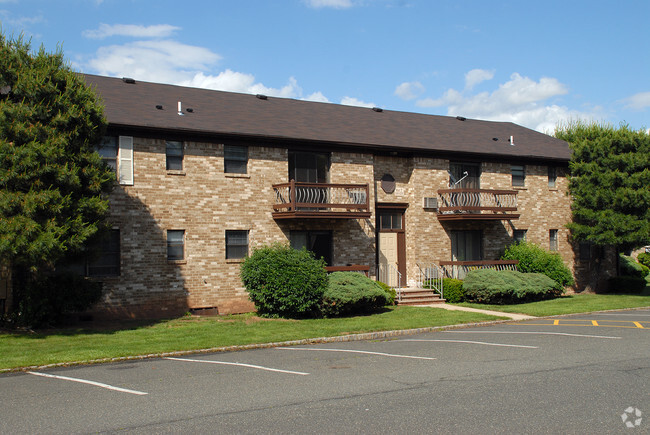 Evergreen Meadows Apartments