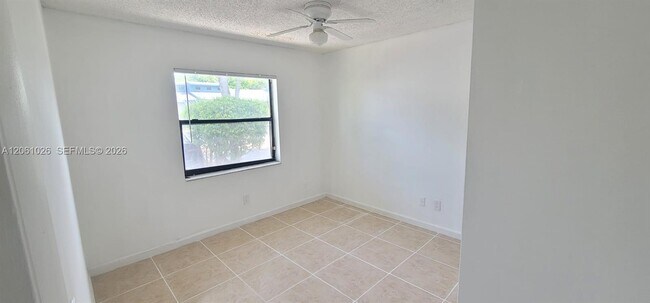 Foto del edificio - 6948 SW 36th Ct