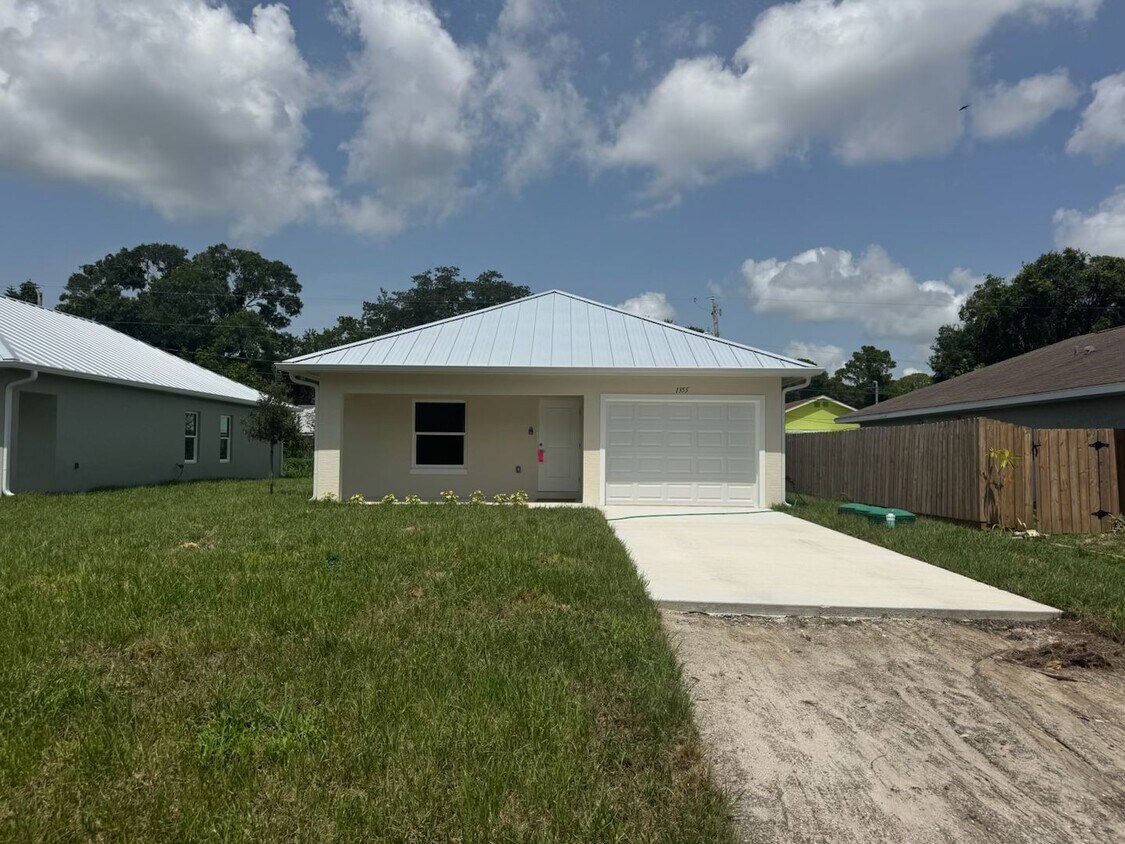 Primary Photo - Available 7/1/2025 Brand New 3 Bedroom, 2 ...