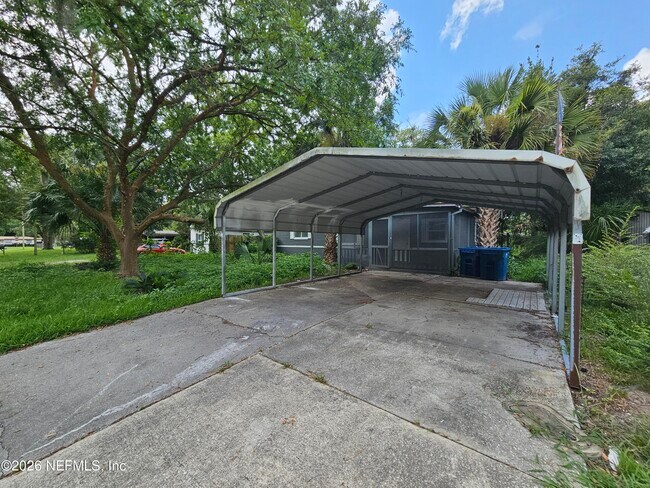 Foto del edificio - 10228 Westmar Rd