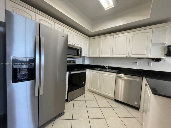 Building Photo - 3500 Coral Wy