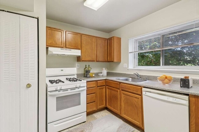 Cocina-Clásica - Barclay Square Apartments