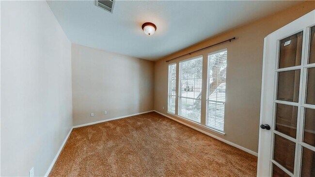 Building Photo - 1816 Paradise Ridge Dr