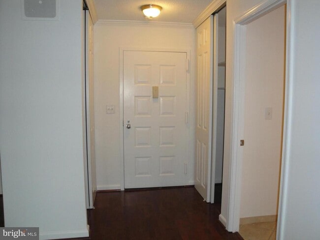 Building Photo - 8360 Greensboro Dr