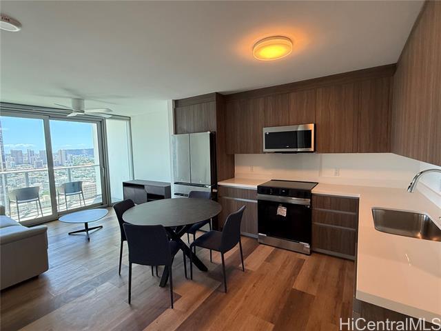 Foto del edificio - 1515 Liona St