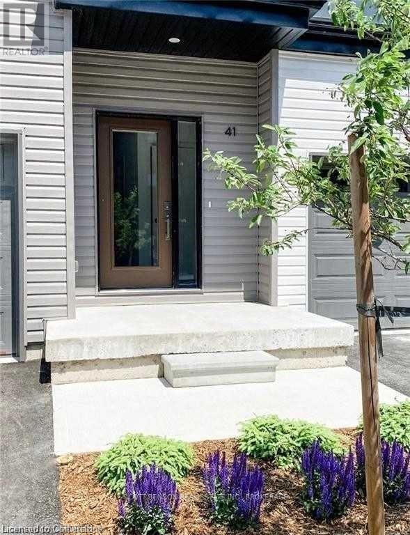Photo du bâtiment - 110 Fergus Ave