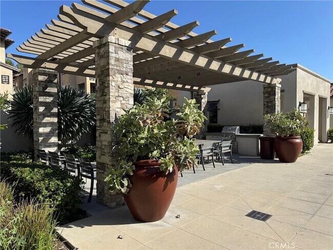 Foto del edificio - 9 Sanctuary Ln