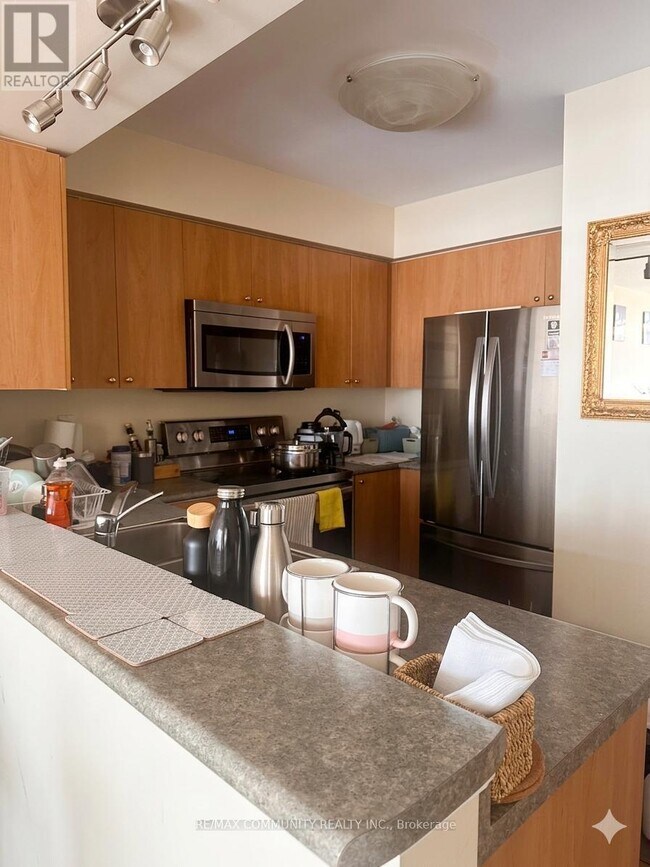 Photo du bâtiment - 3650 Kingston Rd