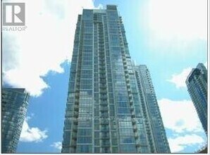 Building Photo - 10-4010 Navy Wharf Ct
