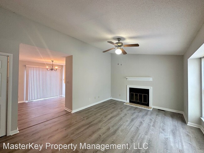 Foto del edificio - 2 br, 2 bath House - 5907 Suncreek Court